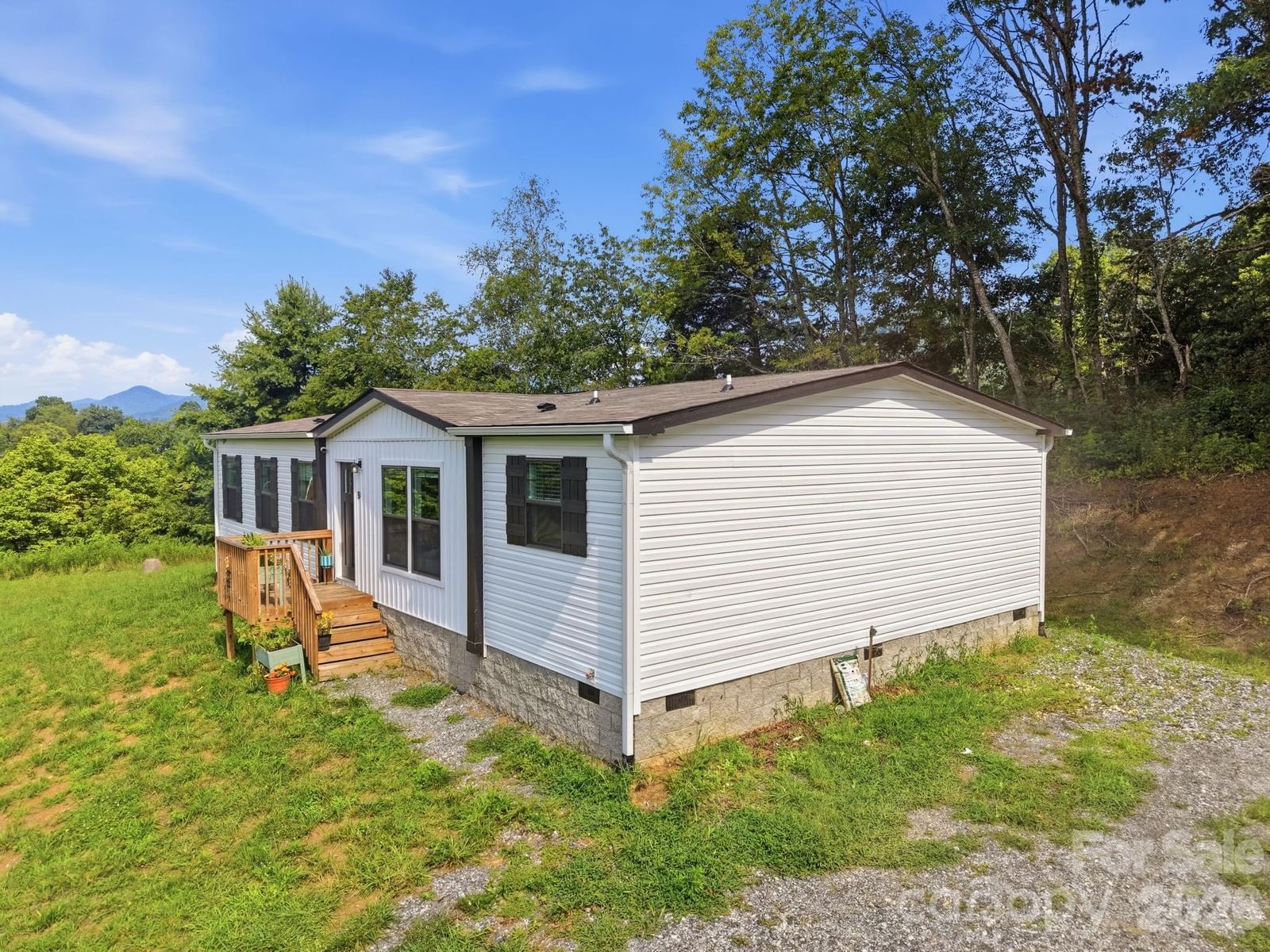526 Cane River School Road, Burnsville, NC 28714 - Photo 4