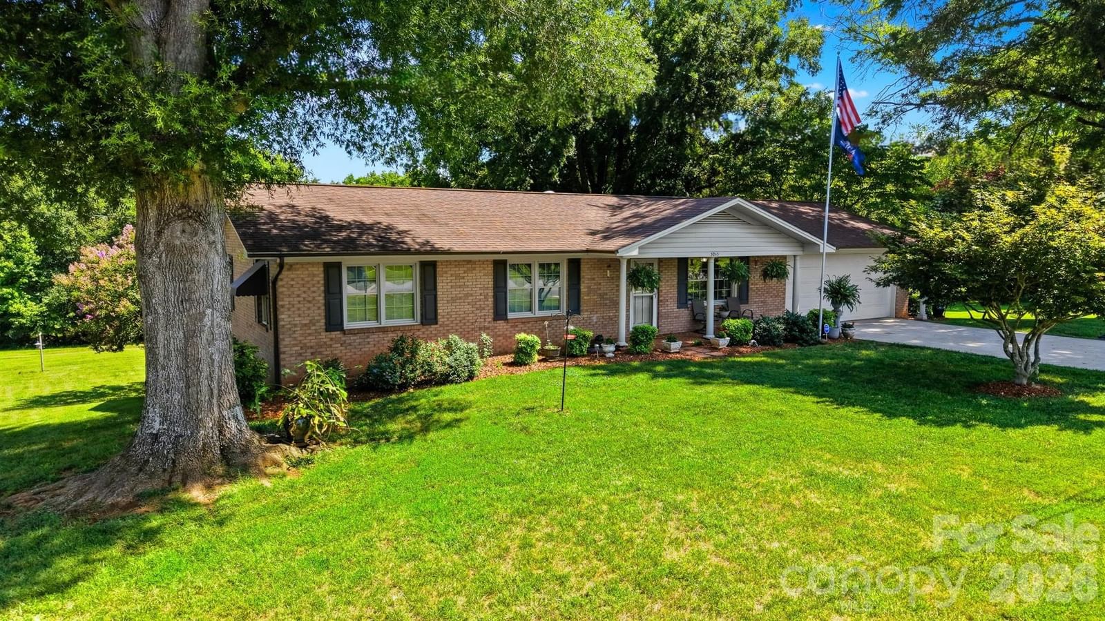 Property at 3210 W Calvin Street, Claremont, NC 28610