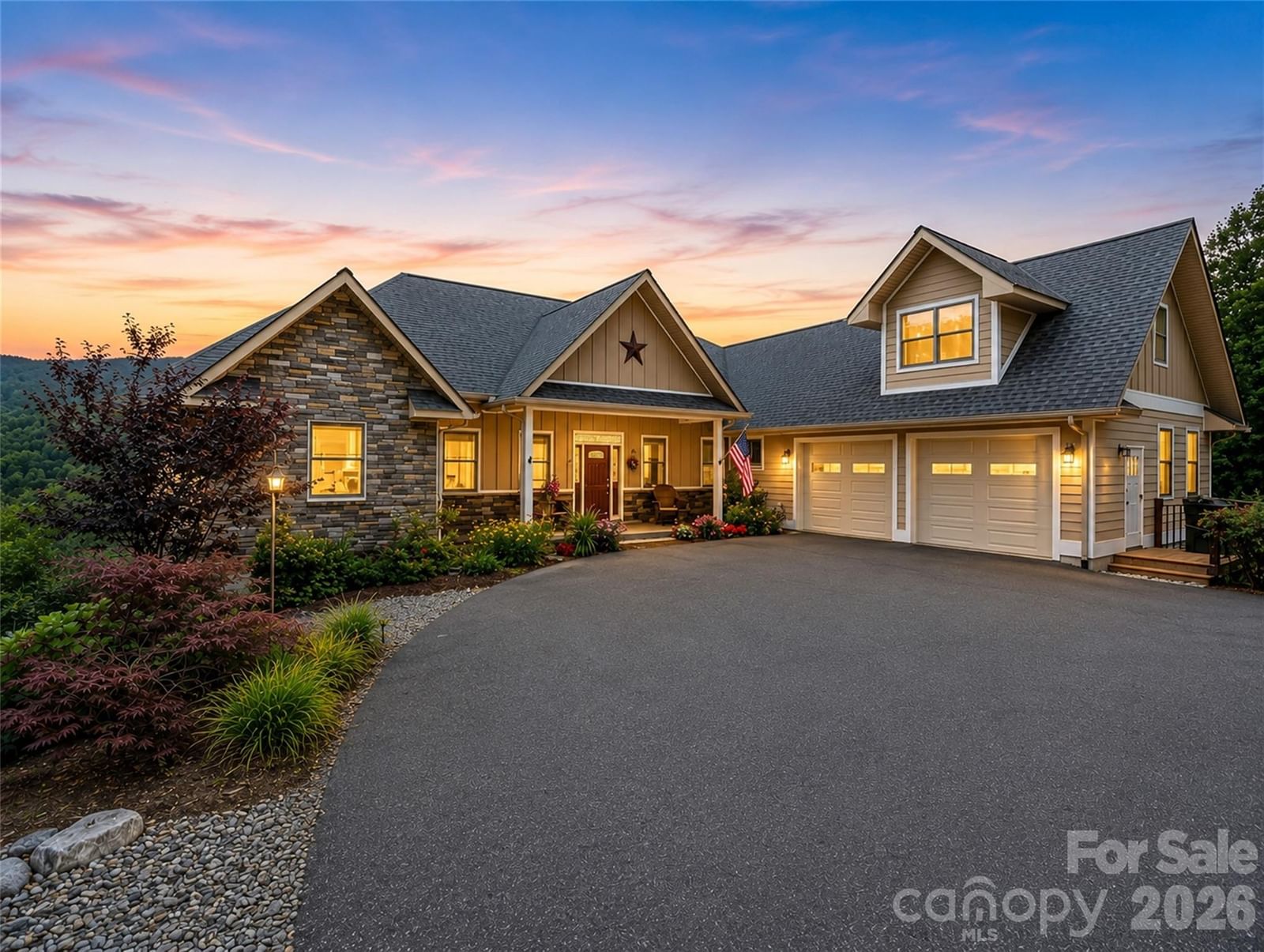 930 Big Raven Lane, Saluda, NC 28773