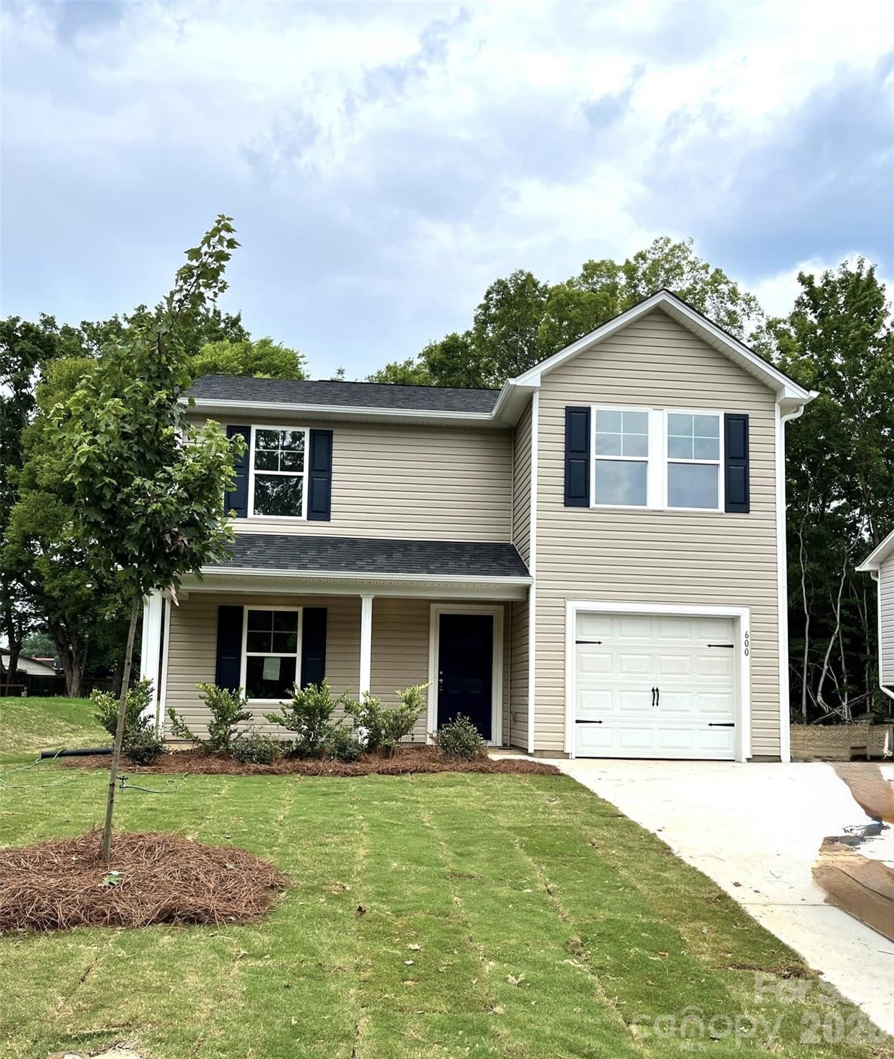 600 TUSSEY Street, Lexington, NC 27292