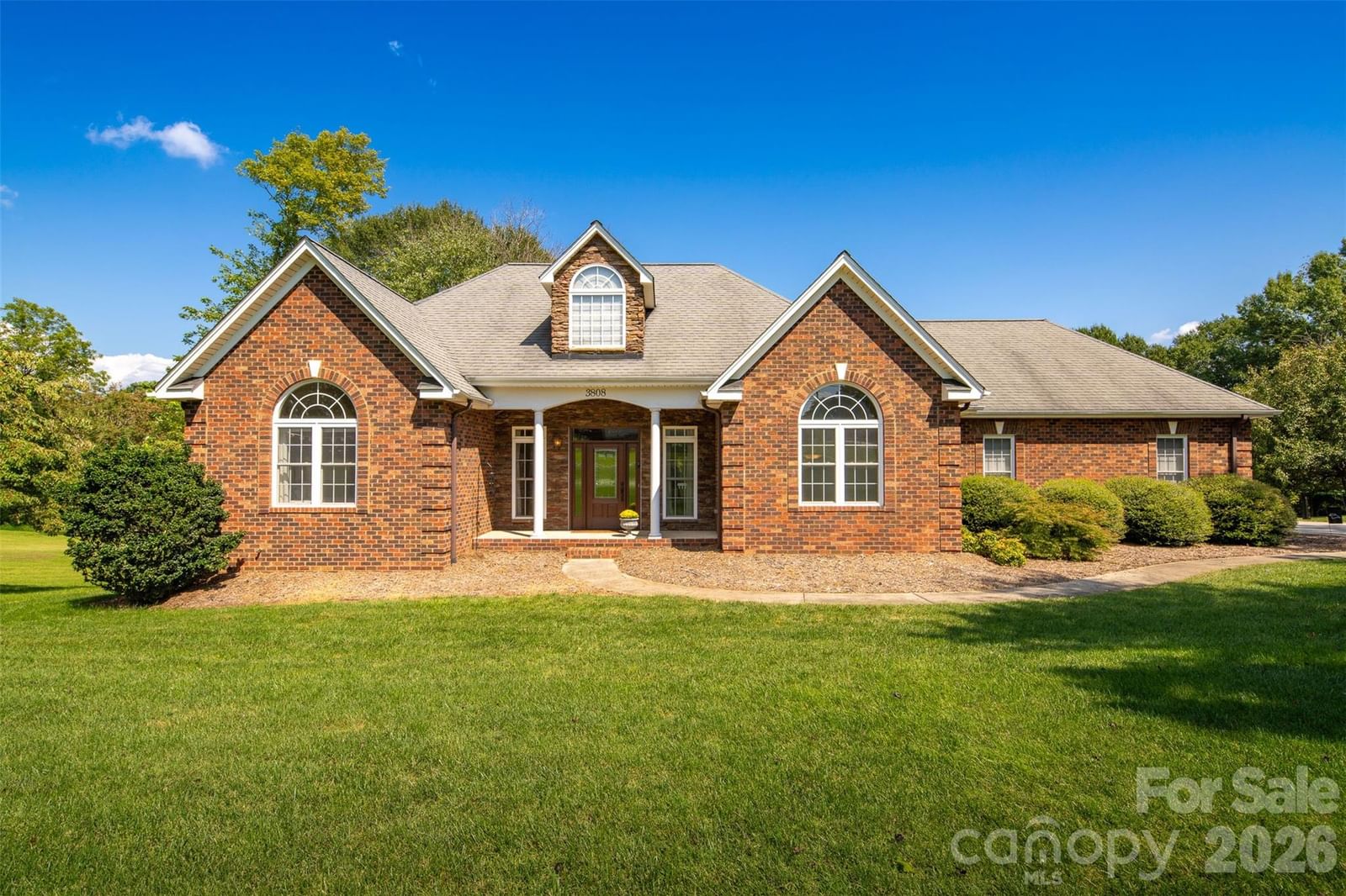 3808 Falling Creek Road, Hickory, NC 28601