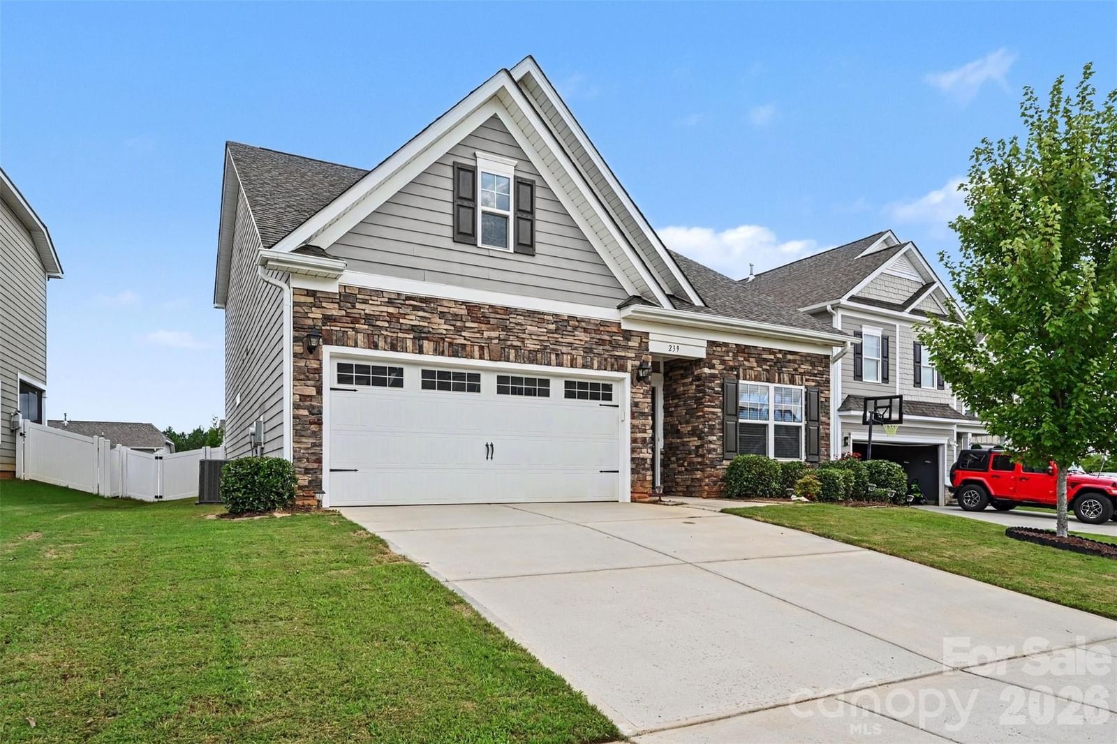 239 Sycamore Drive, Lancaster, SC 29720 - Photo 2