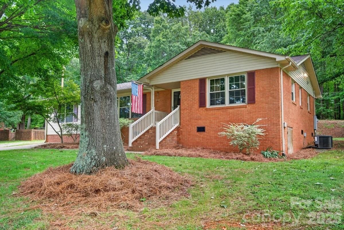 101 Main Street, Mount Pleasant, NC 28124 - Photo 2