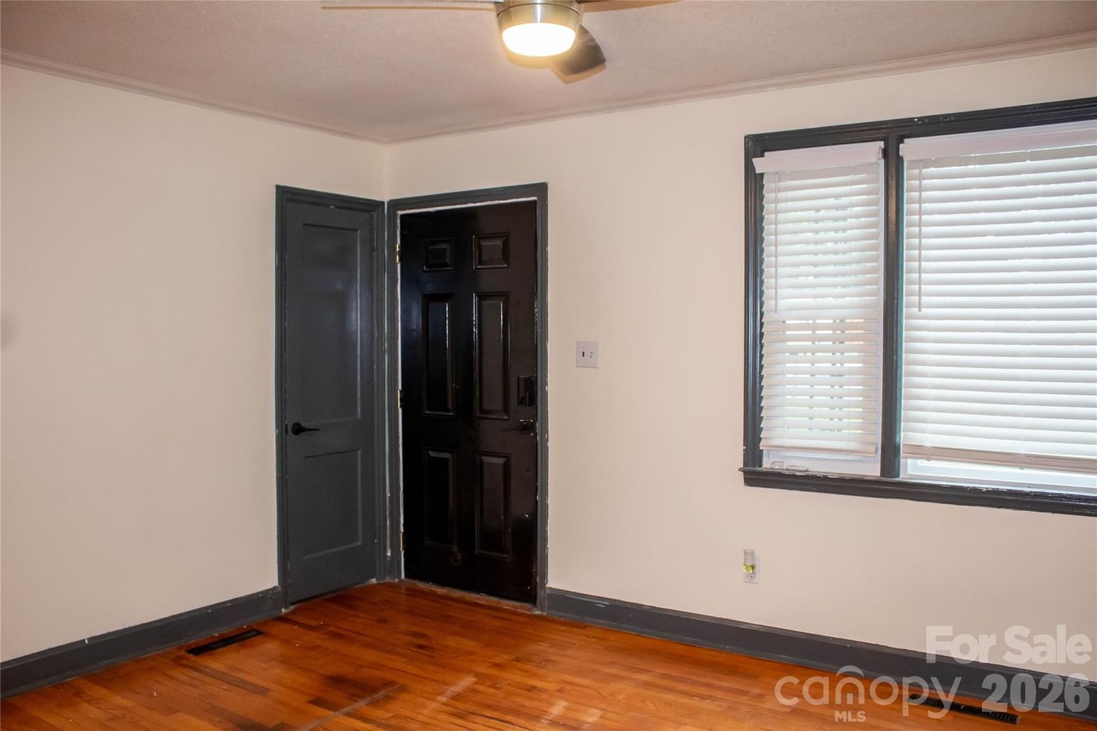 3413 1st Avenue Circle, Hickory, NC 28601 - Photo 2