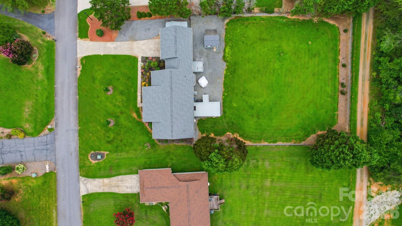 40 Candlewick Cove Drive, Taylorsville, NC 28681 - Photo 4