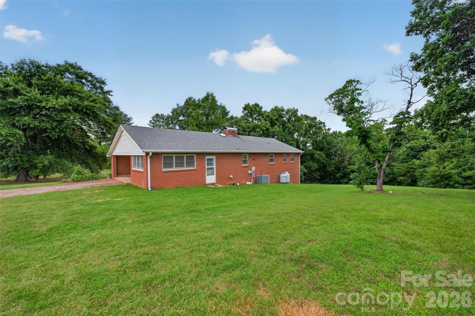 147 B And S Lane, Hickory, NC 28601 - Photo 5