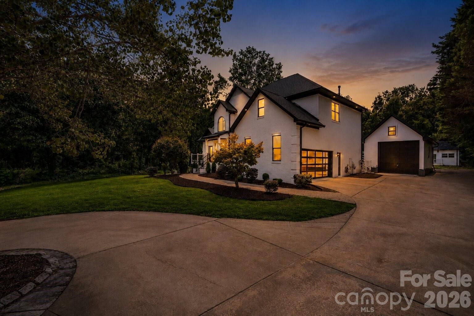 9827 Potter Road, Matthews, NC 28104 - Photo 2