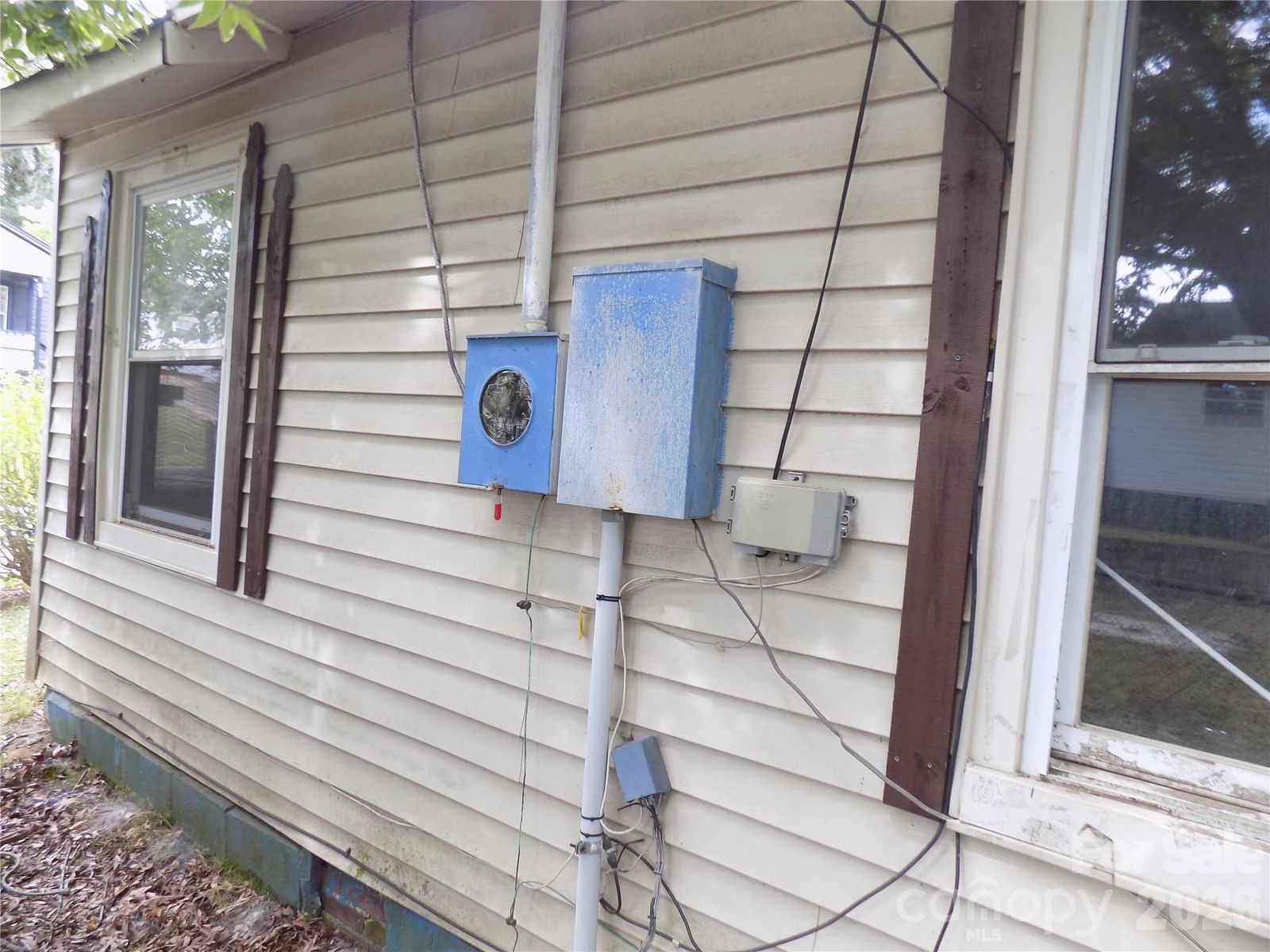 604 Harrison Avenue, Gastonia, NC 28052 - Photo 2