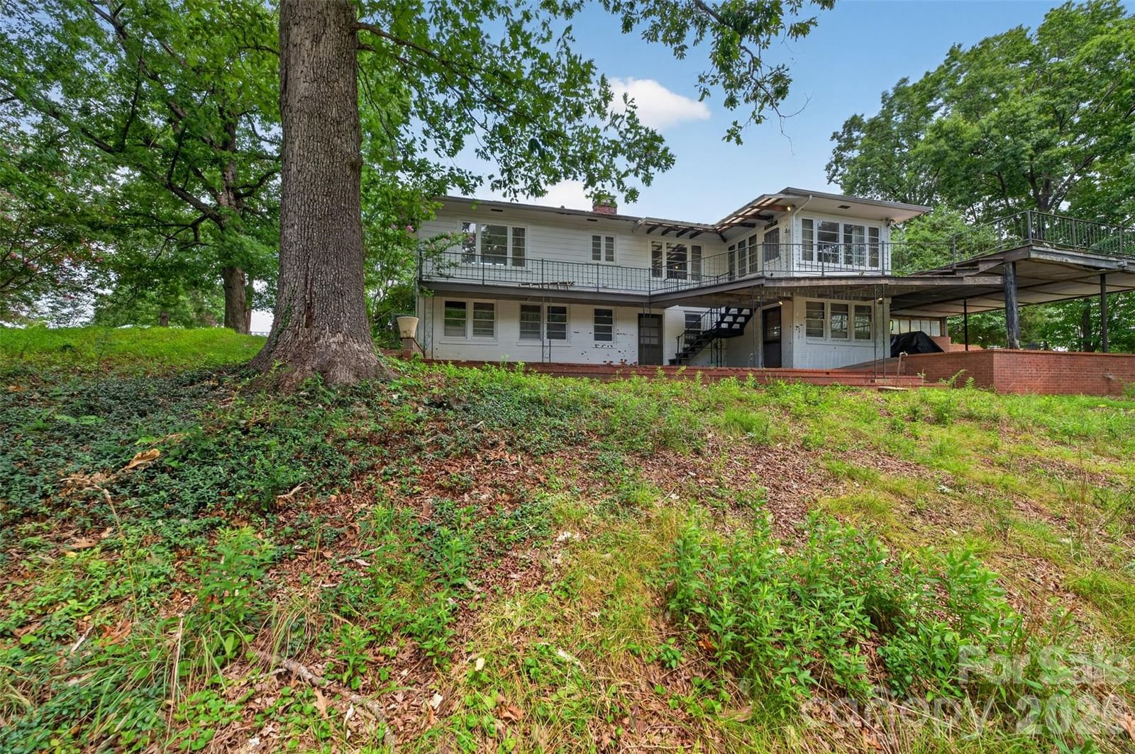 311 33rd Street Drive, Hickory, NC 28602