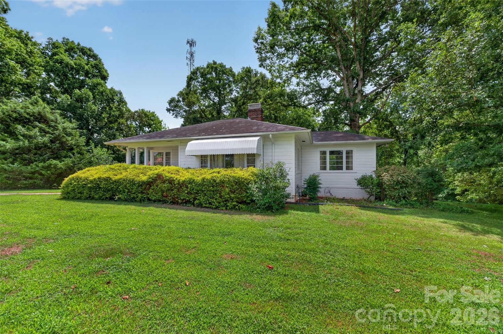 311 33rd Street Drive, Hickory, NC 28602 - Photo 2