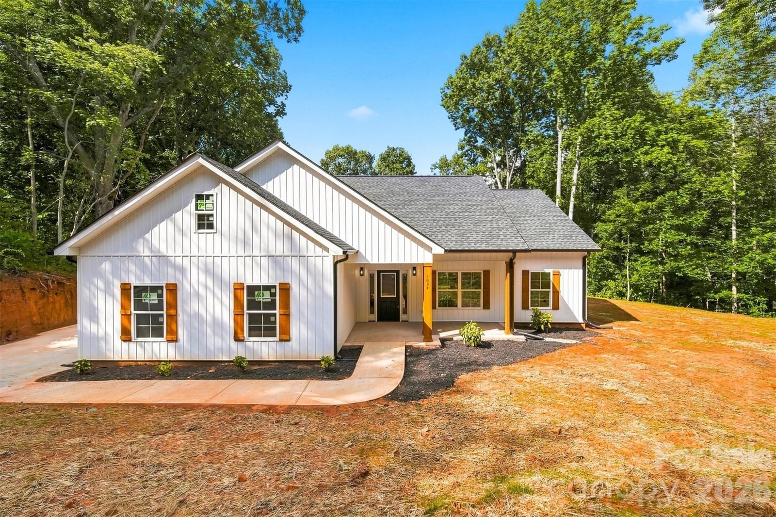 1694 Parsonage Lane, Newton, NC 28658