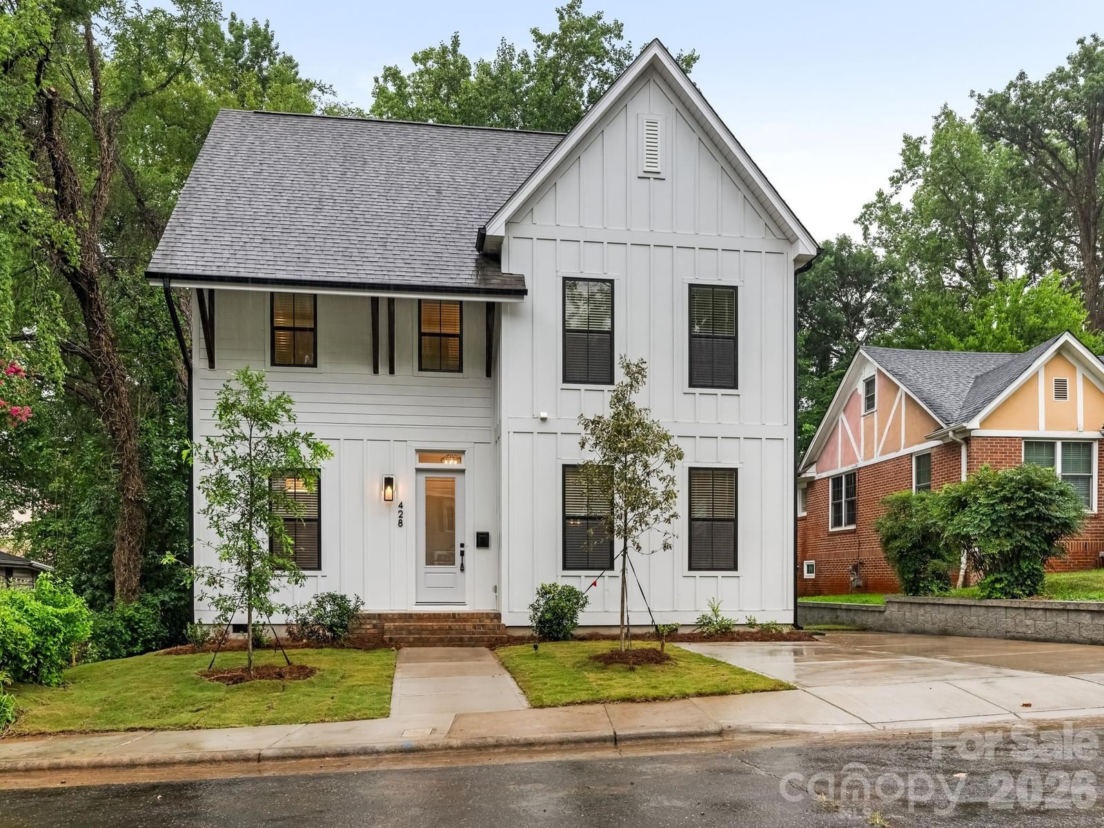 Property at 428 Woodvale Place, Charlotte, NC 28208