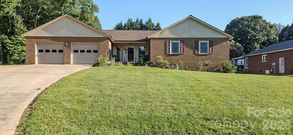 220 Sherwood Drive #22, Taylorsville, NC 28681