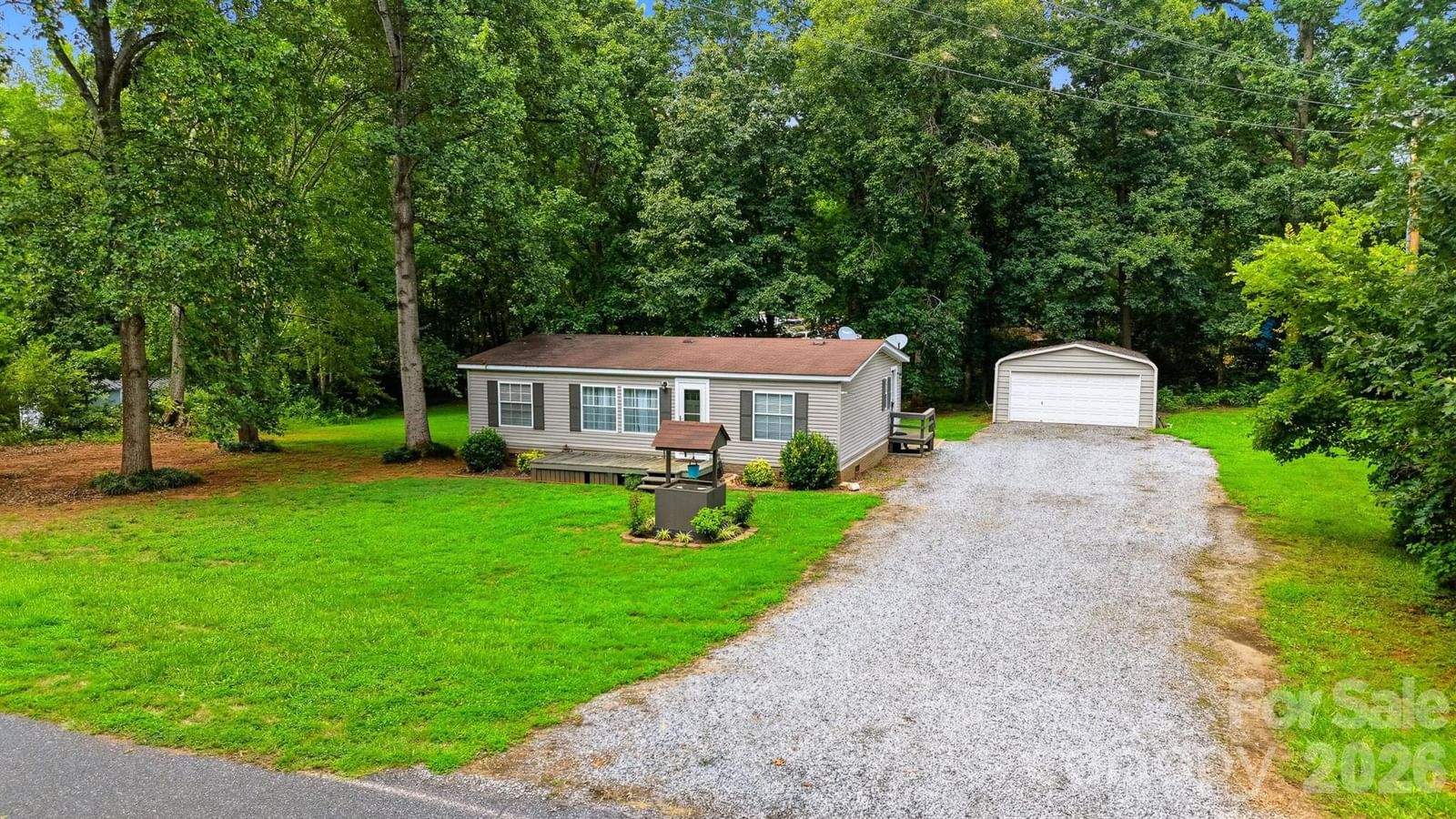 2932 Loop Road, Lincolnton, NC 28092 - Photo 2
