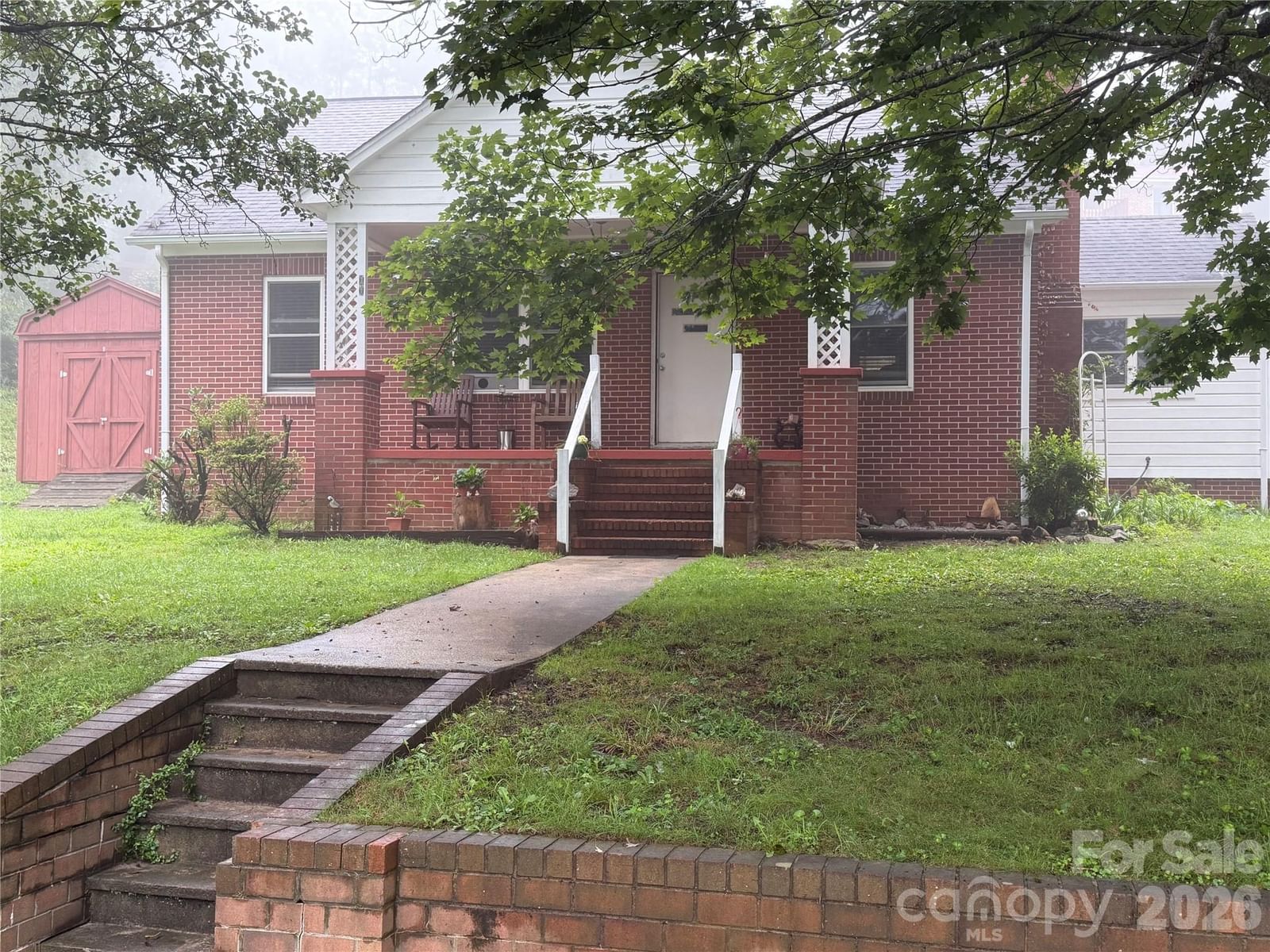 77 Maple Road, Spruce Pine, NC 28777 - Photo 2