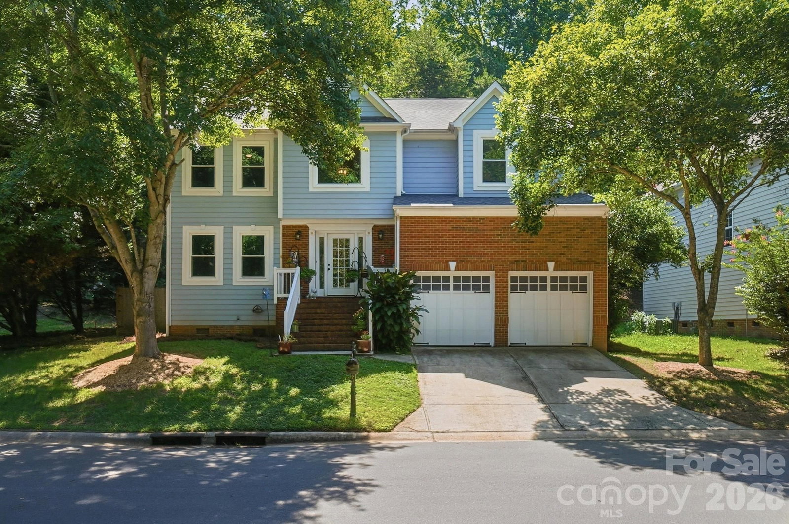 13901 Kings Carriage Lane, Charlotte, NC 28278 - Photo 2