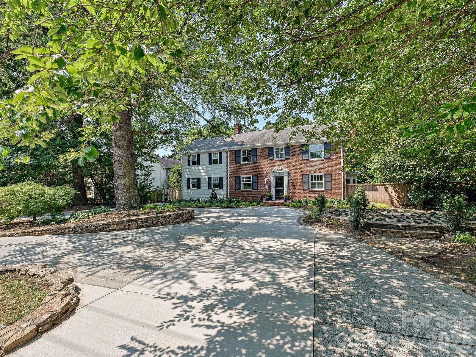 1642 Providence Road, Charlotte, NC 28207 - Photo 2