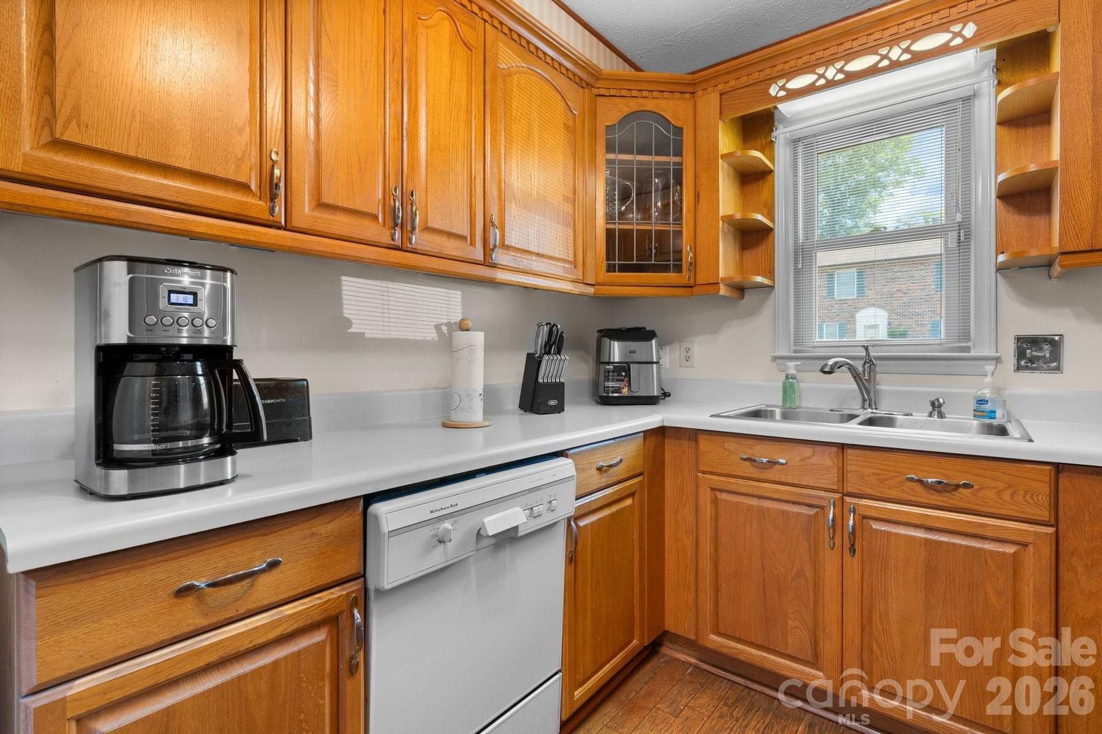 1330 5th Street #11, Hickory, NC 28602 - Photo 5