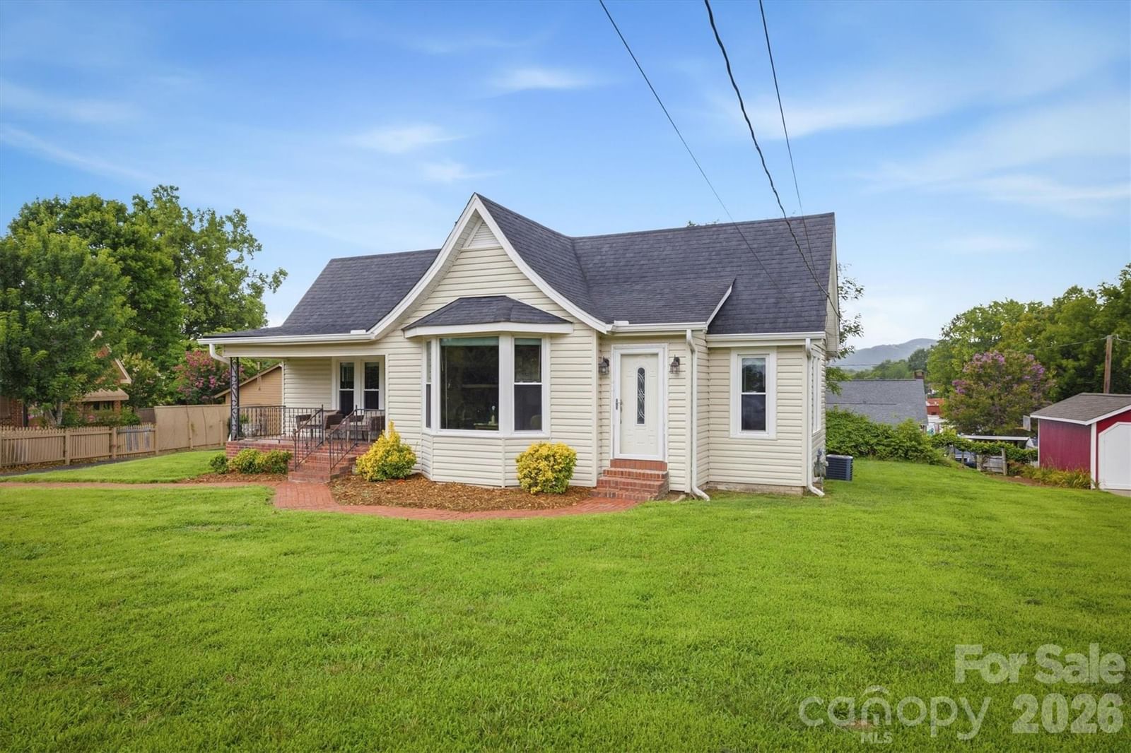513 Bouchard Avenue, Valdese, NC 28690 - Photo 3