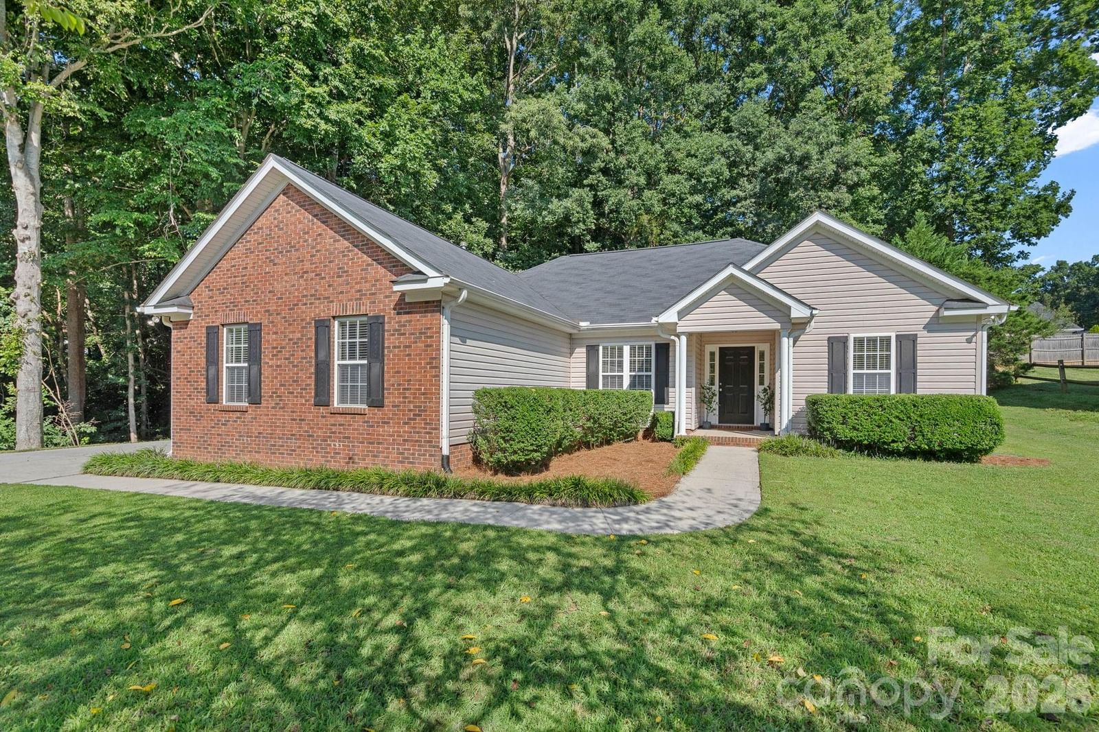 7219 Oxford Hunt Drive, Stanley, NC 28164 - Photo 2