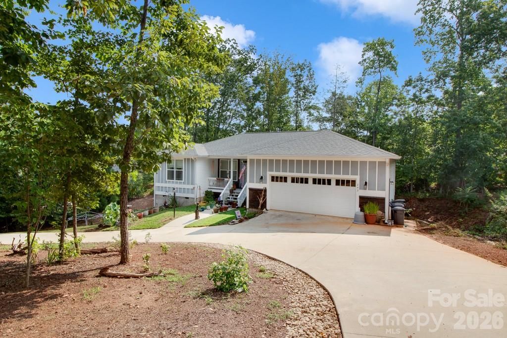 243 Dublin Lane, Columbus, NC 28722 - Photo 2