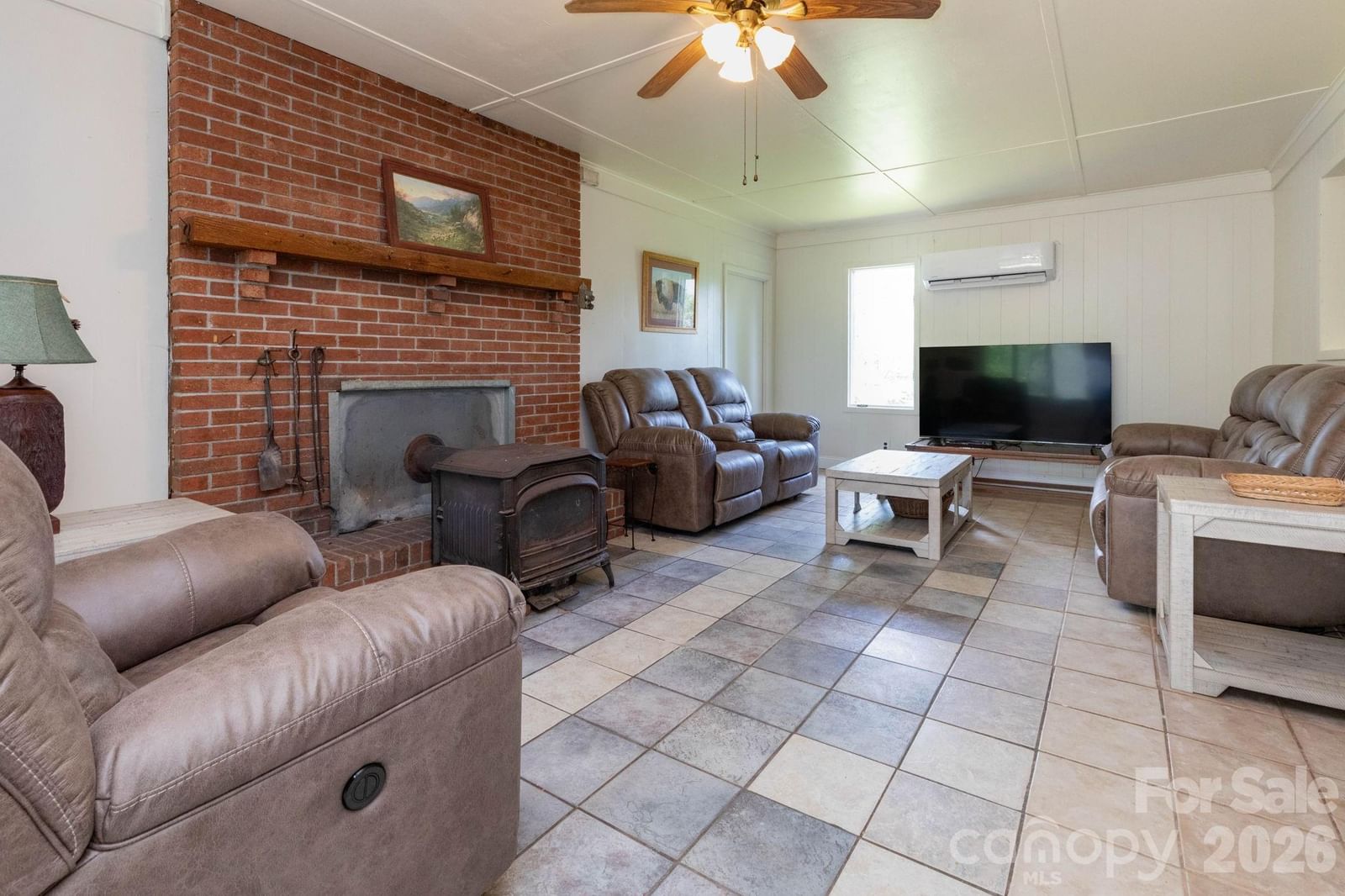 1860 Deer Park Lake Road, Spruce Pine, NC 28777 - Photo 5