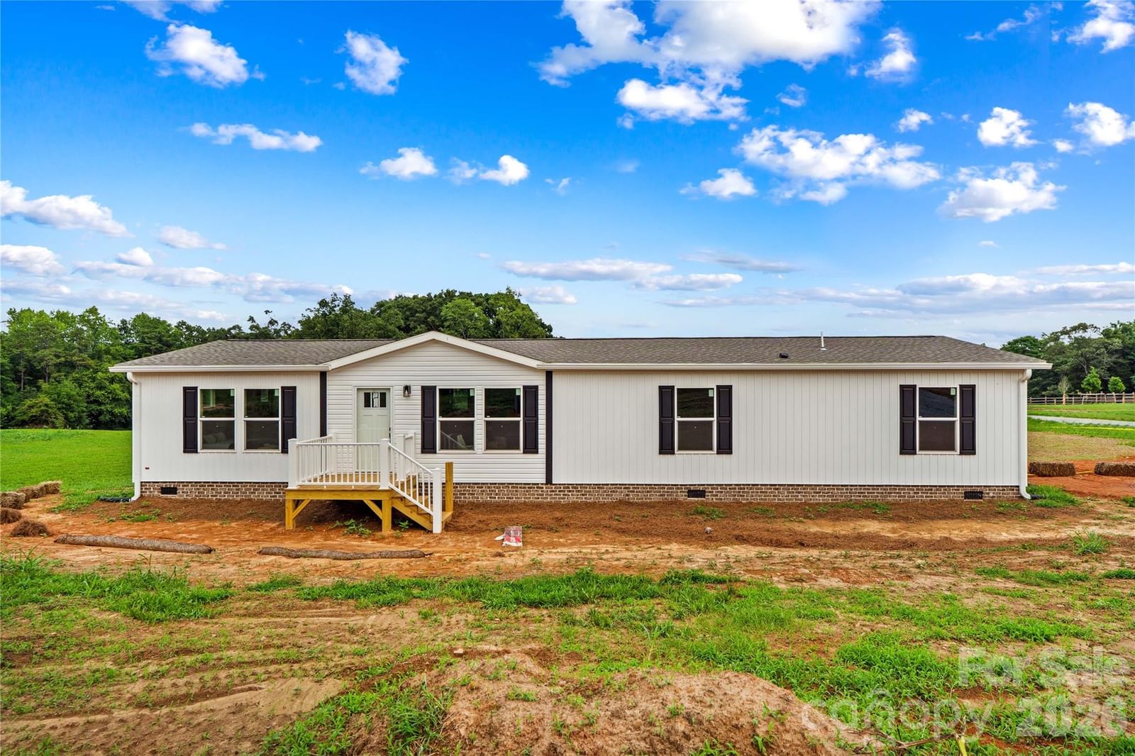 532 Eagle Mills Road, Hamptonville, NC 27020 - Photo 2