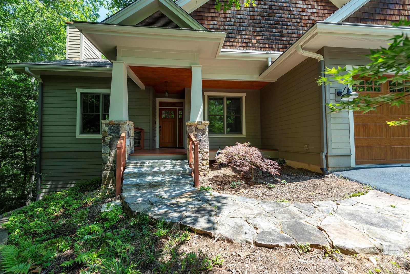 416 Ivy Road, Black Mountain, NC 28711