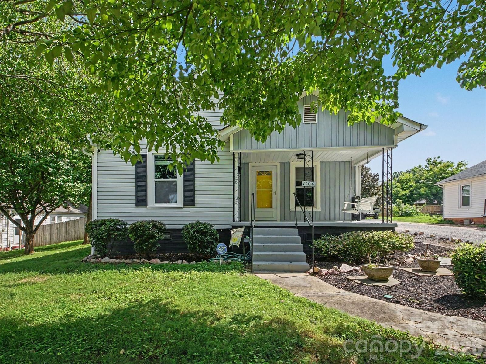 1104 Venus Street, Kannapolis, NC 28083 - Photo 2