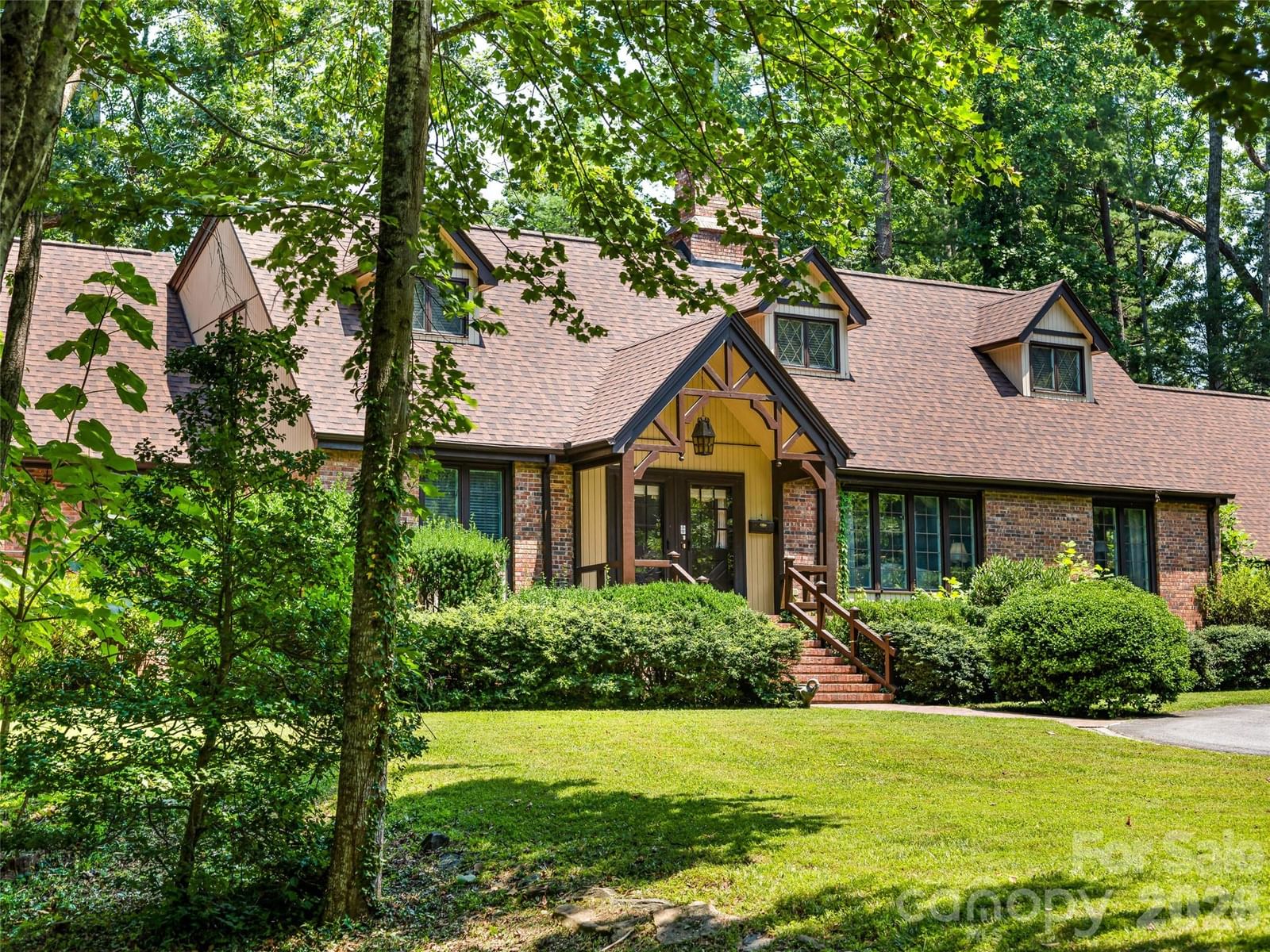 122 Stuyvesant Road, Asheville, NC 28803 - Photo 3