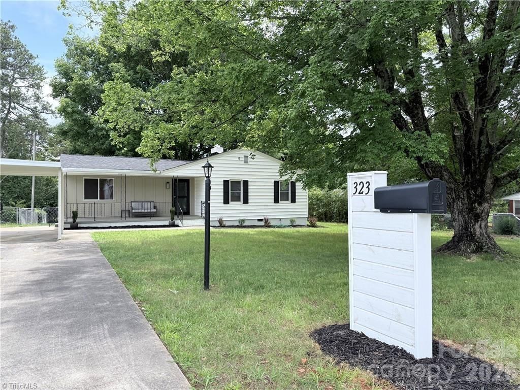 323 Western Boulevard, Lexington, NC 27295 - Photo 2