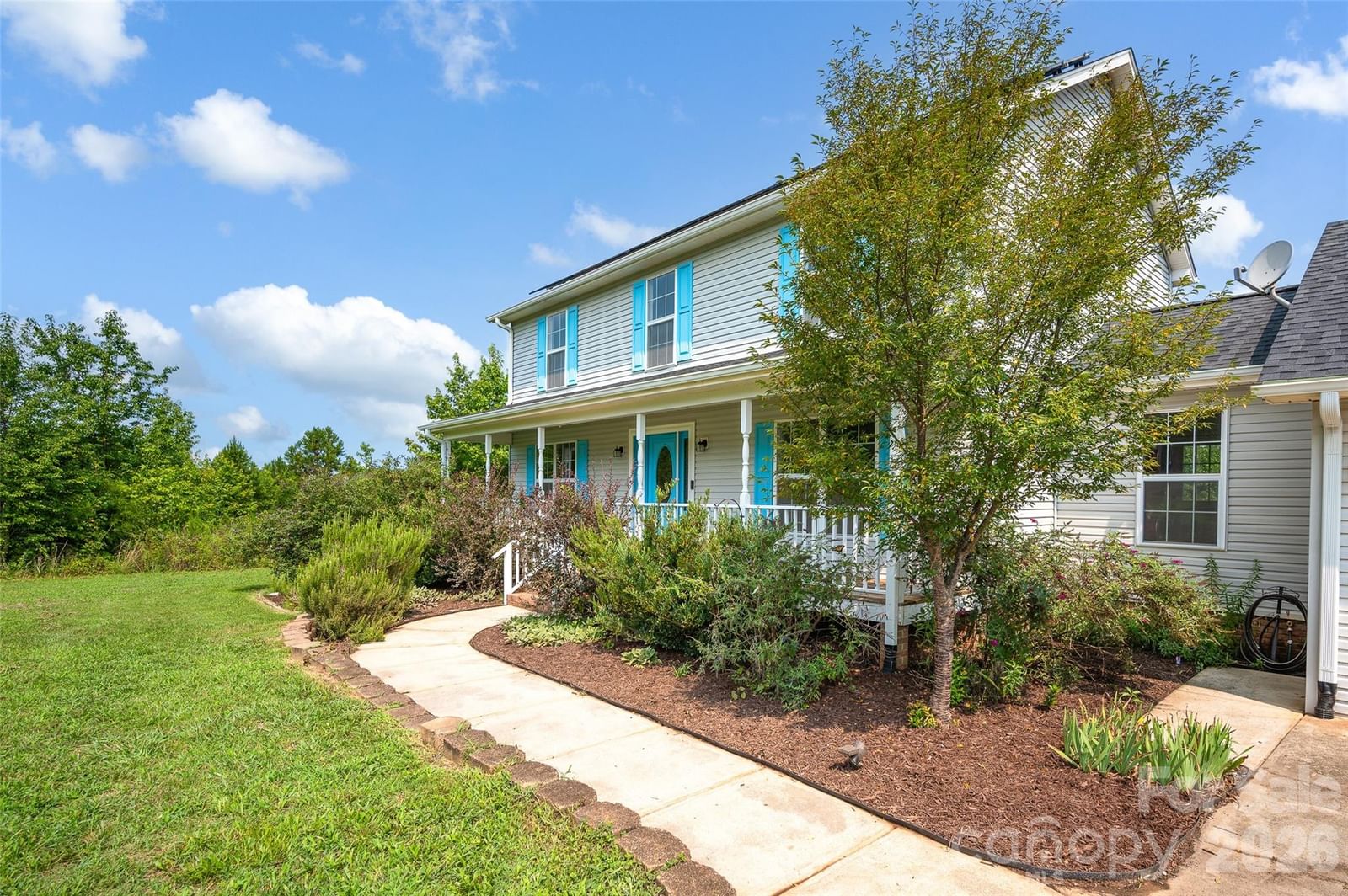 10724 Kingsview Drive, Davidson, NC 28036 - Photo 4