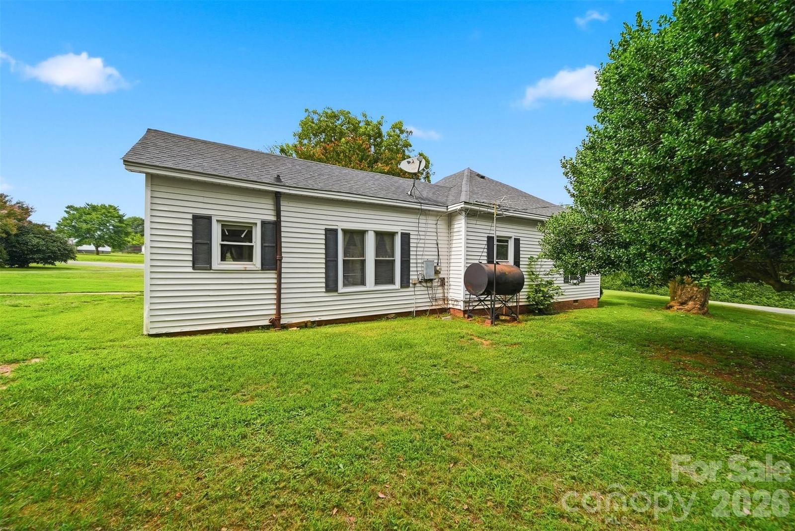 1289 Davis Road, Lincolnton, NC 28092 - Photo 3