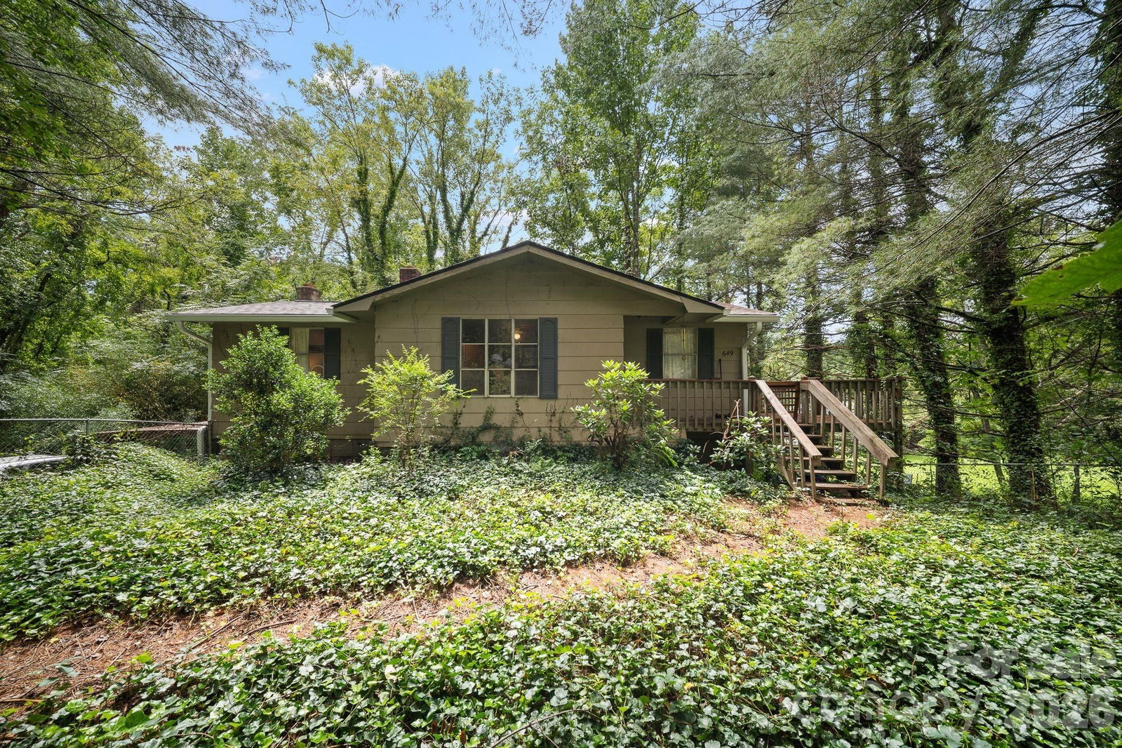 649 Monte Vista Road, Candler, NC 28715