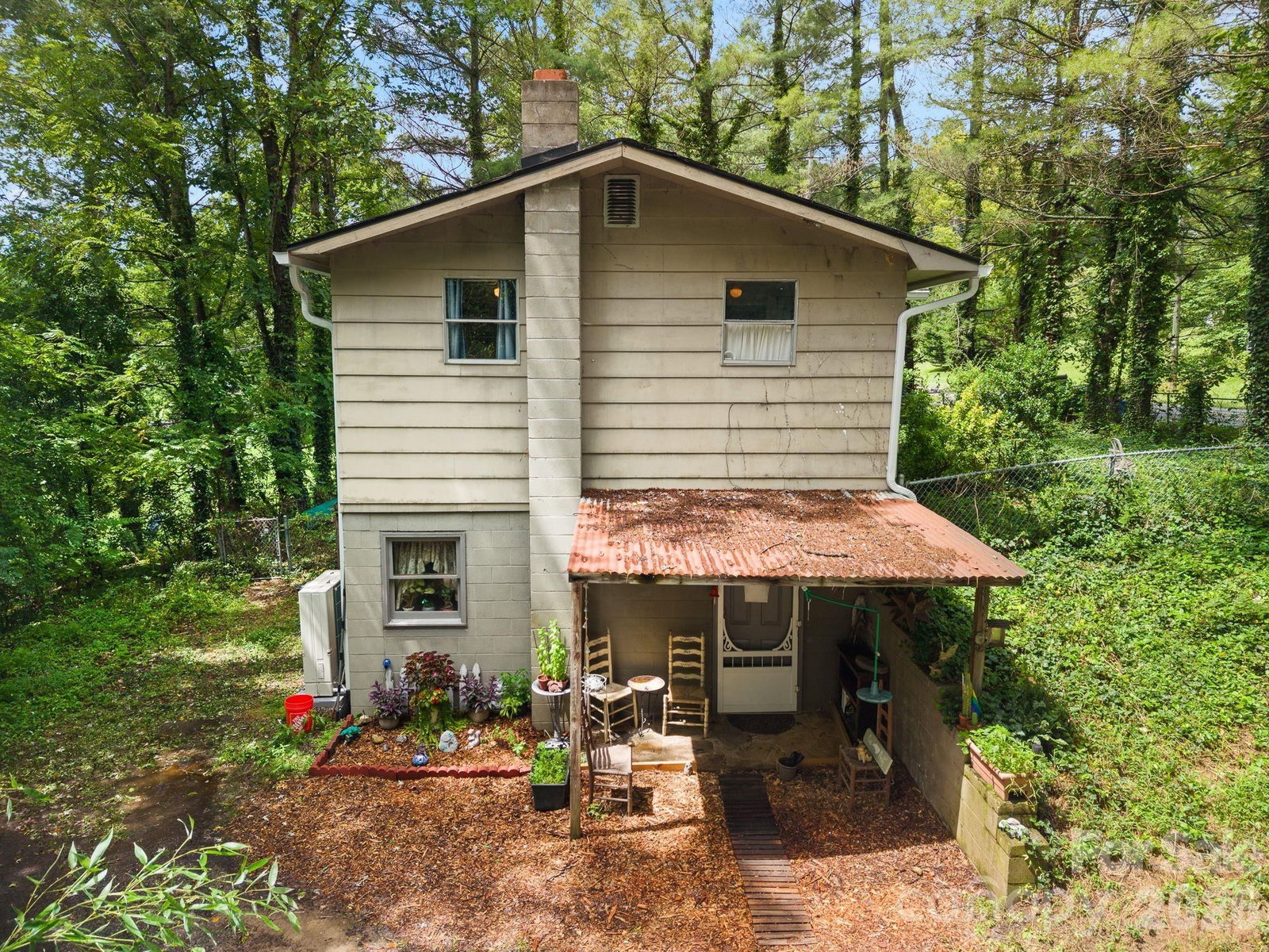 649 Monte Vista Road, Candler, NC 28715 - Photo 5