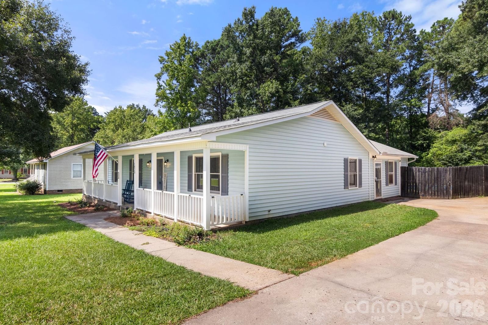 1820 Bridgewood Drive, Lancaster, SC 29720 - Photo 3