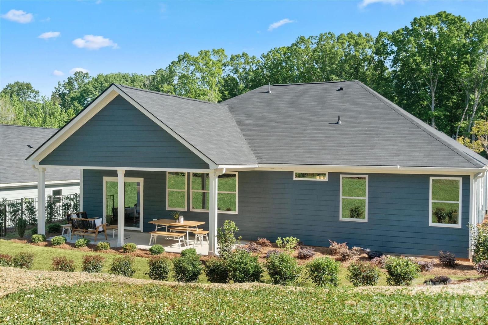 6042 Bella Vista Drive, Denver, NC 28037 - Photo 2