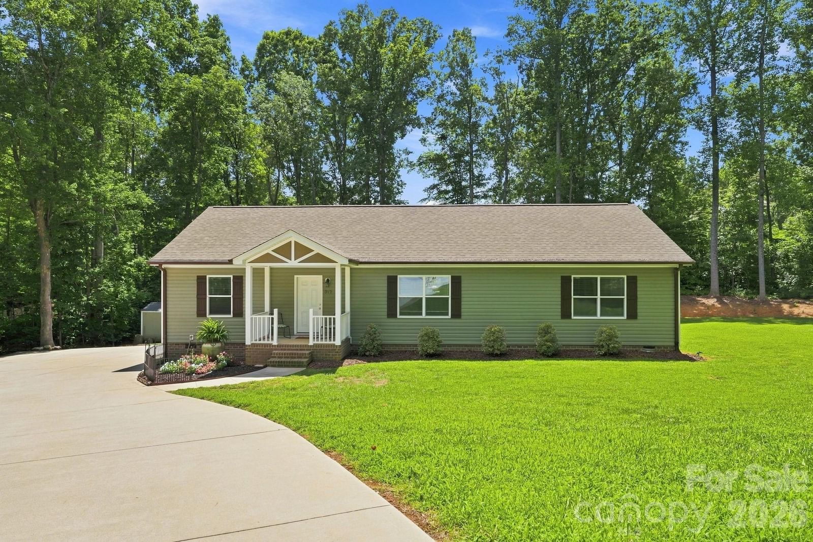 312 Sailwinds Road, Mooresville, NC 28115 - Photo 2