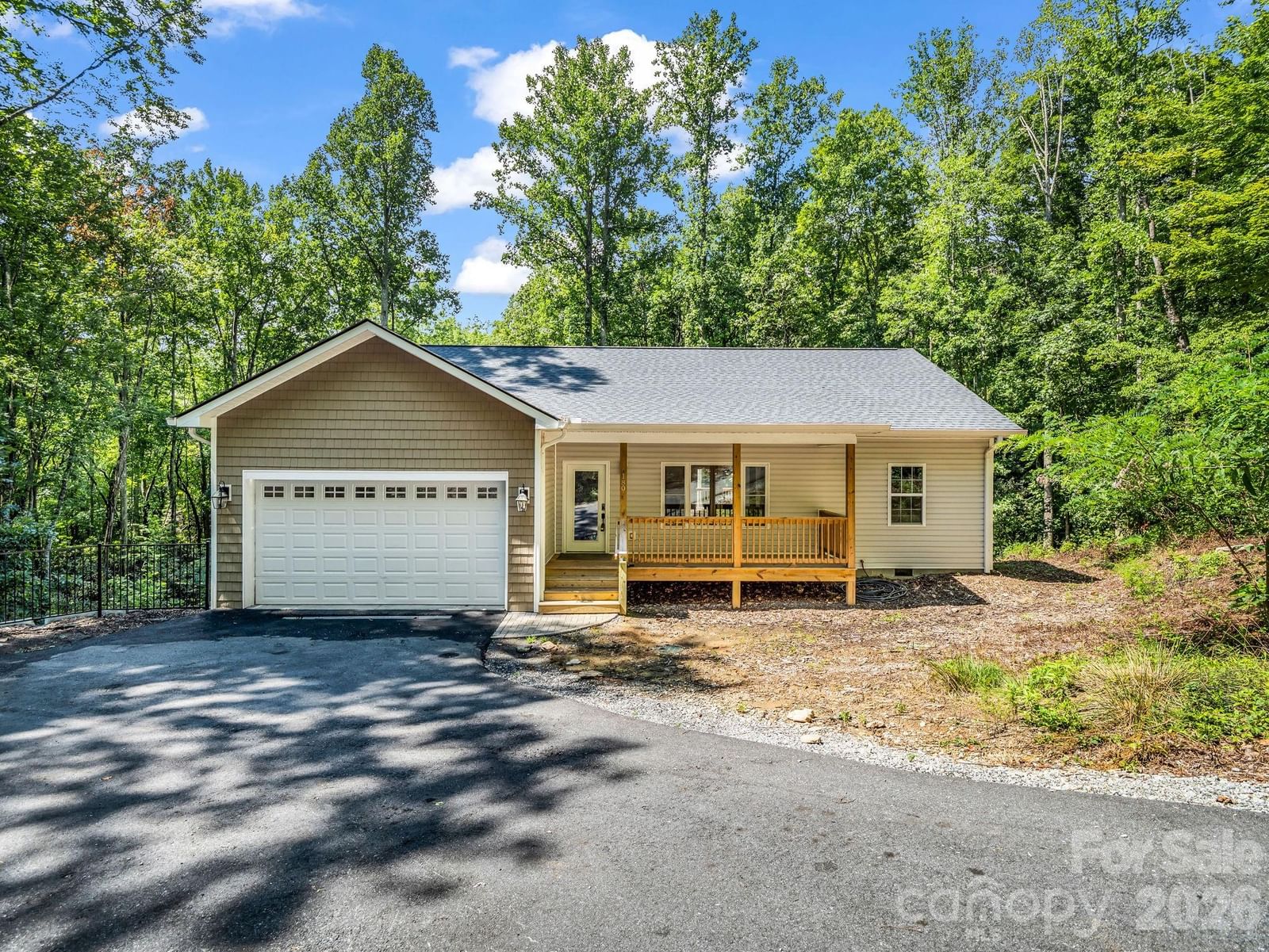 180 Ridgeview Drive, Hendersonville, NC 28792 - Photo 2