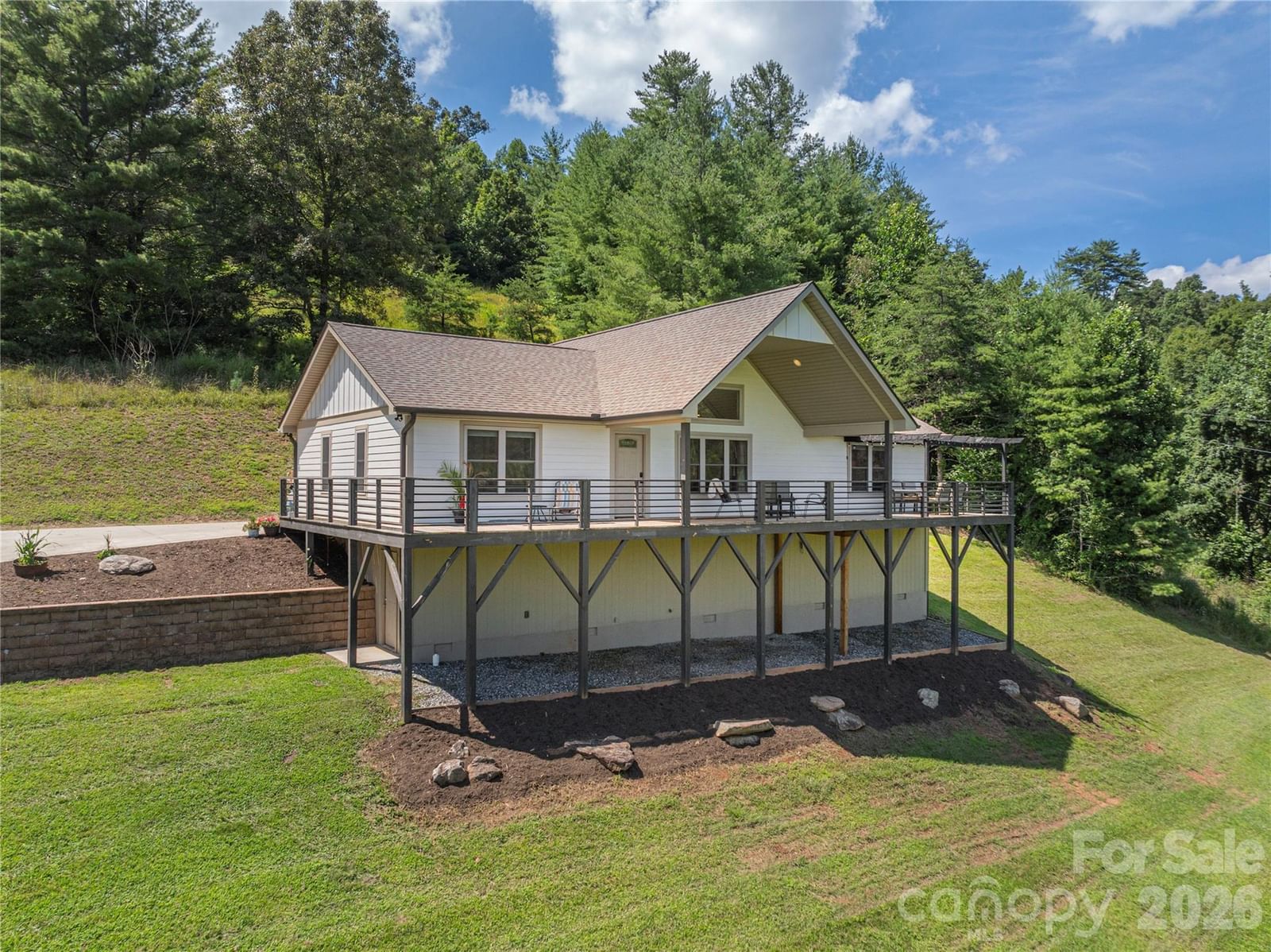 68 Clear View Drive, Mars Hill, NC 28754