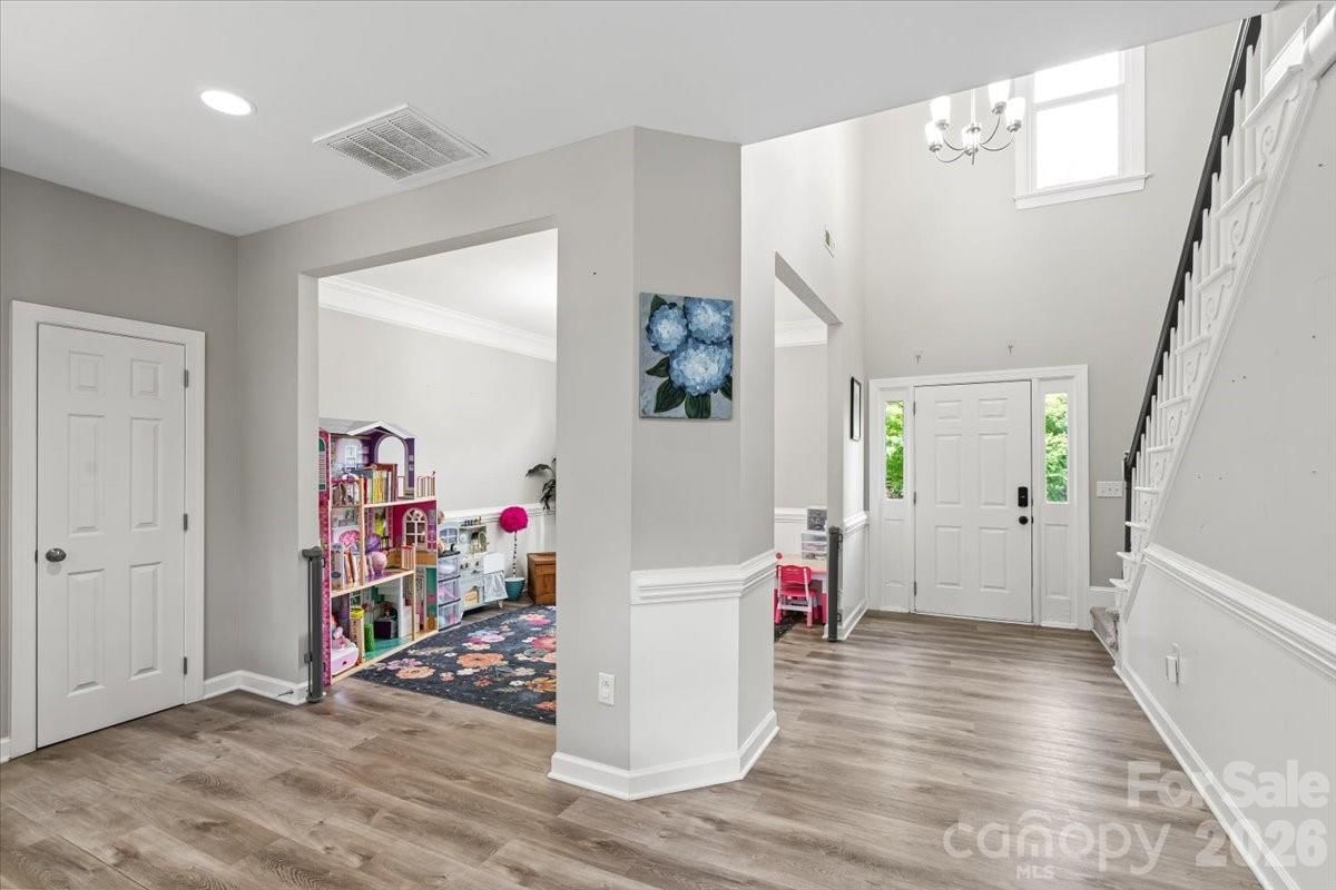 4519 Crownvista Drive, Charlotte, NC 28269 - Photo 5