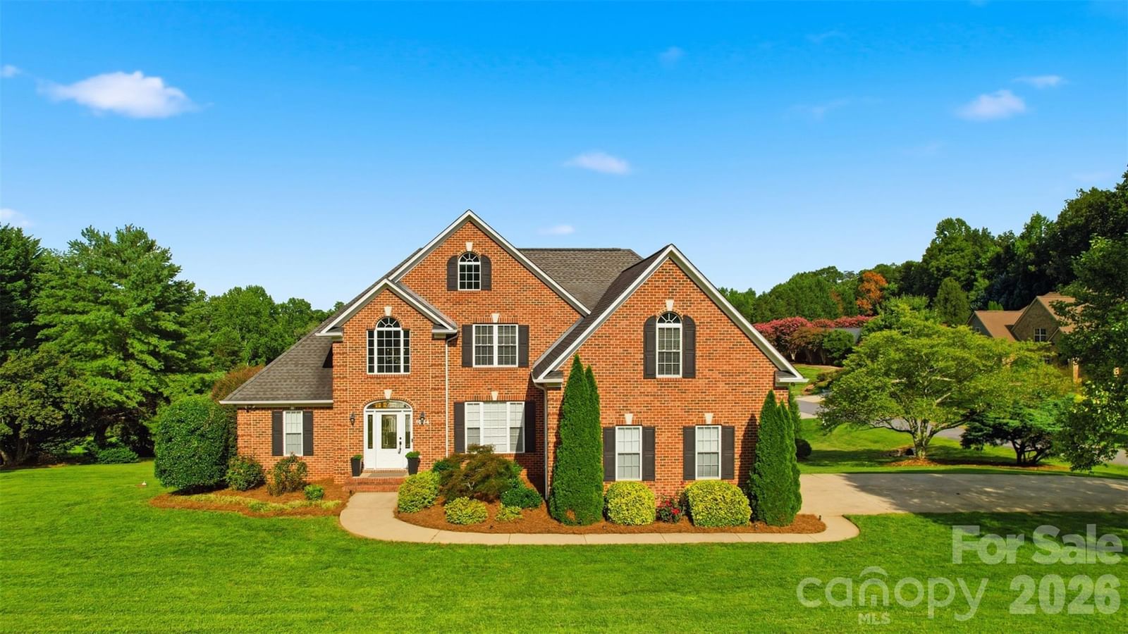 1064 Baker Barn Road, Hickory, NC 28602