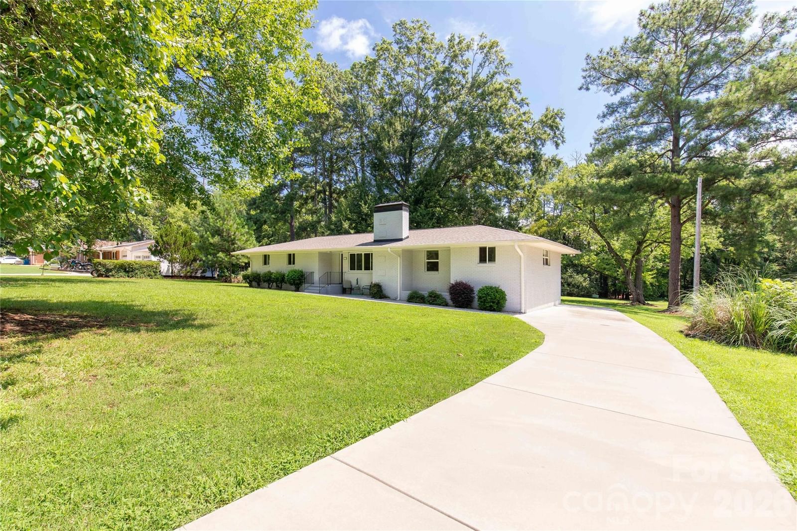 1405 Lakeview Drive, Pineville, NC 28134 - Photo 3