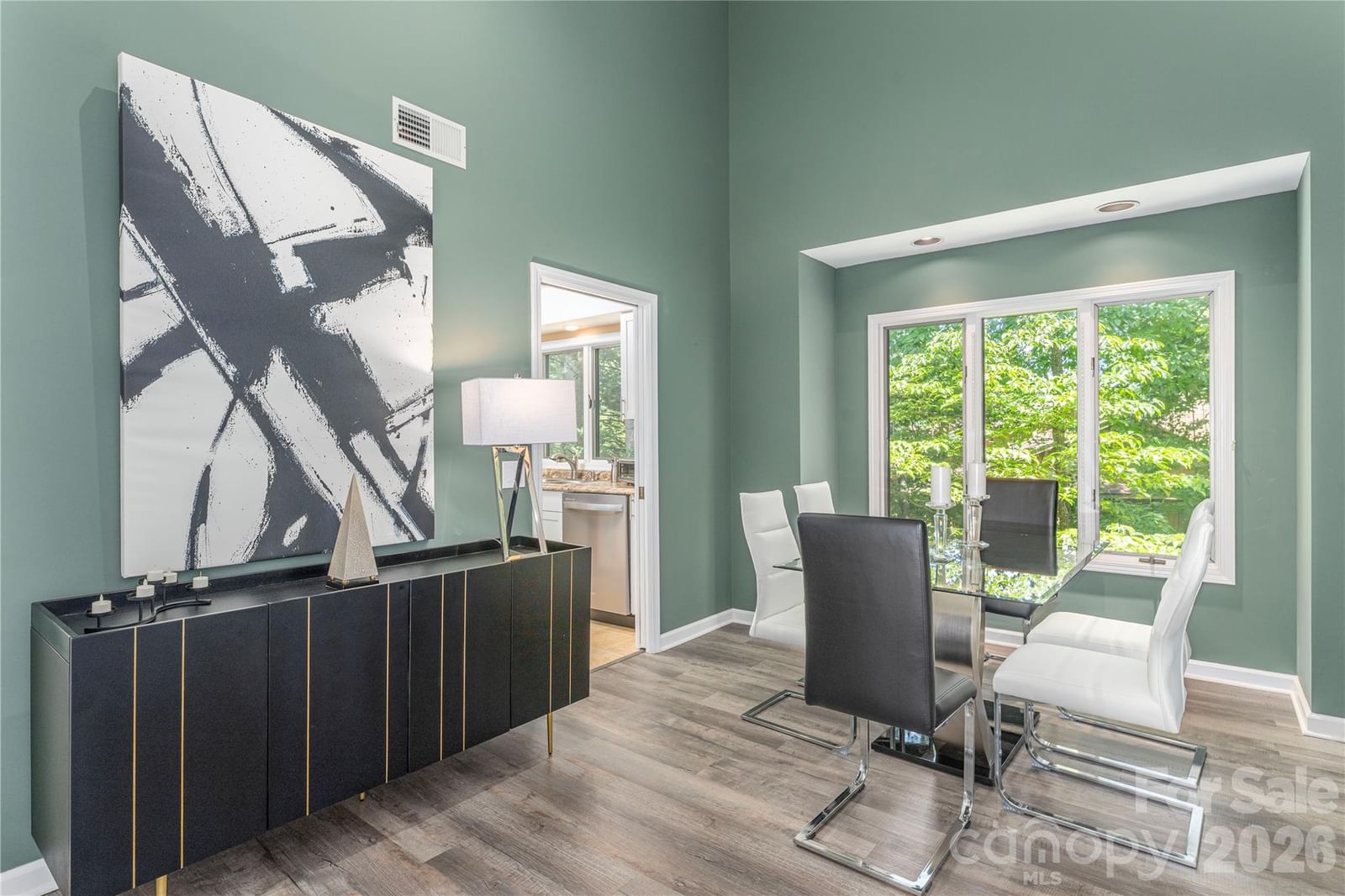 204 Live Oak Lane, Hendersonville, NC 28791