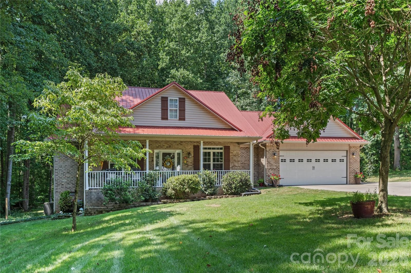 2017 Cameron Heights Circle, Denver, NC 28037