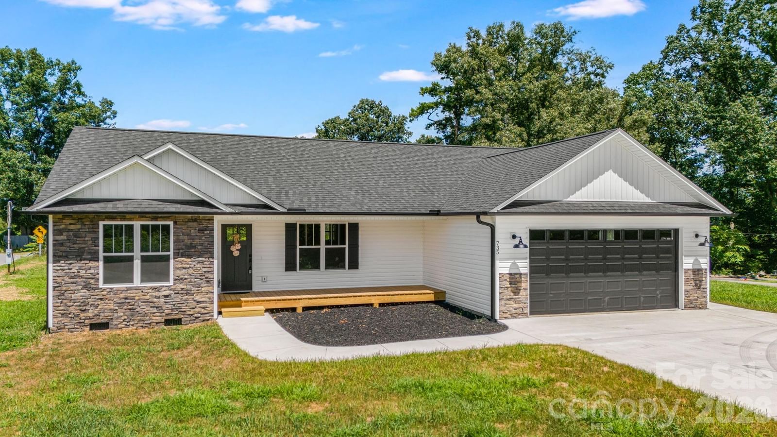 735 Jupiter Road, Weaverville, NC 28787