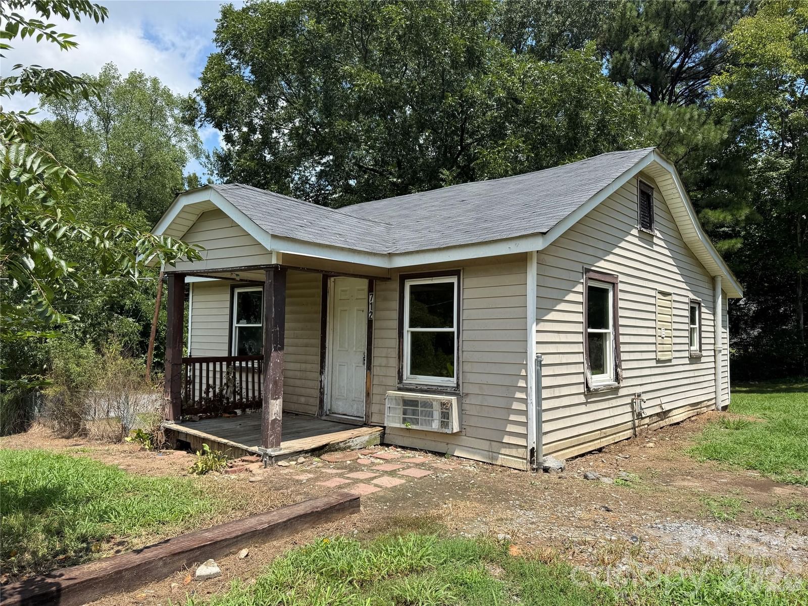 712 Myrtle Street, Gastonia, NC 28052