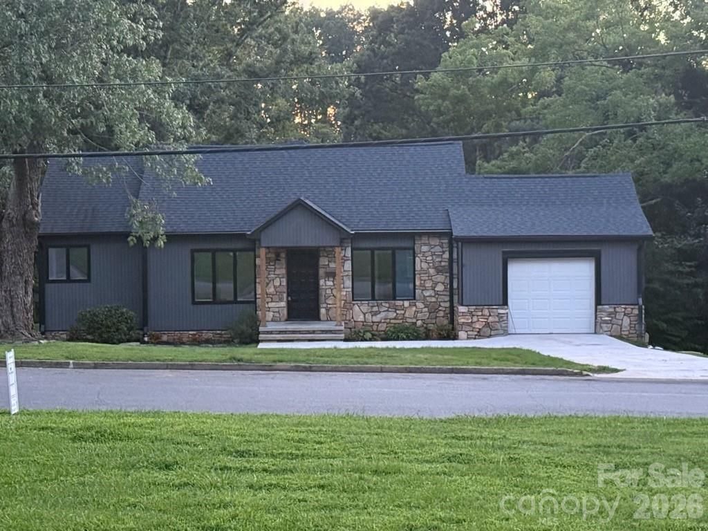 102 FALLS Street, Morganton, NC 28655 - Photo 5