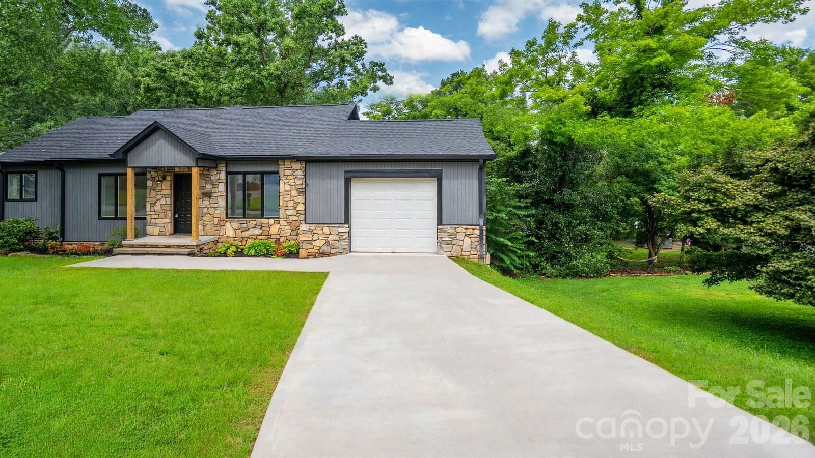 102 FALLS Street, Morganton, NC 28655 - Photo 4
