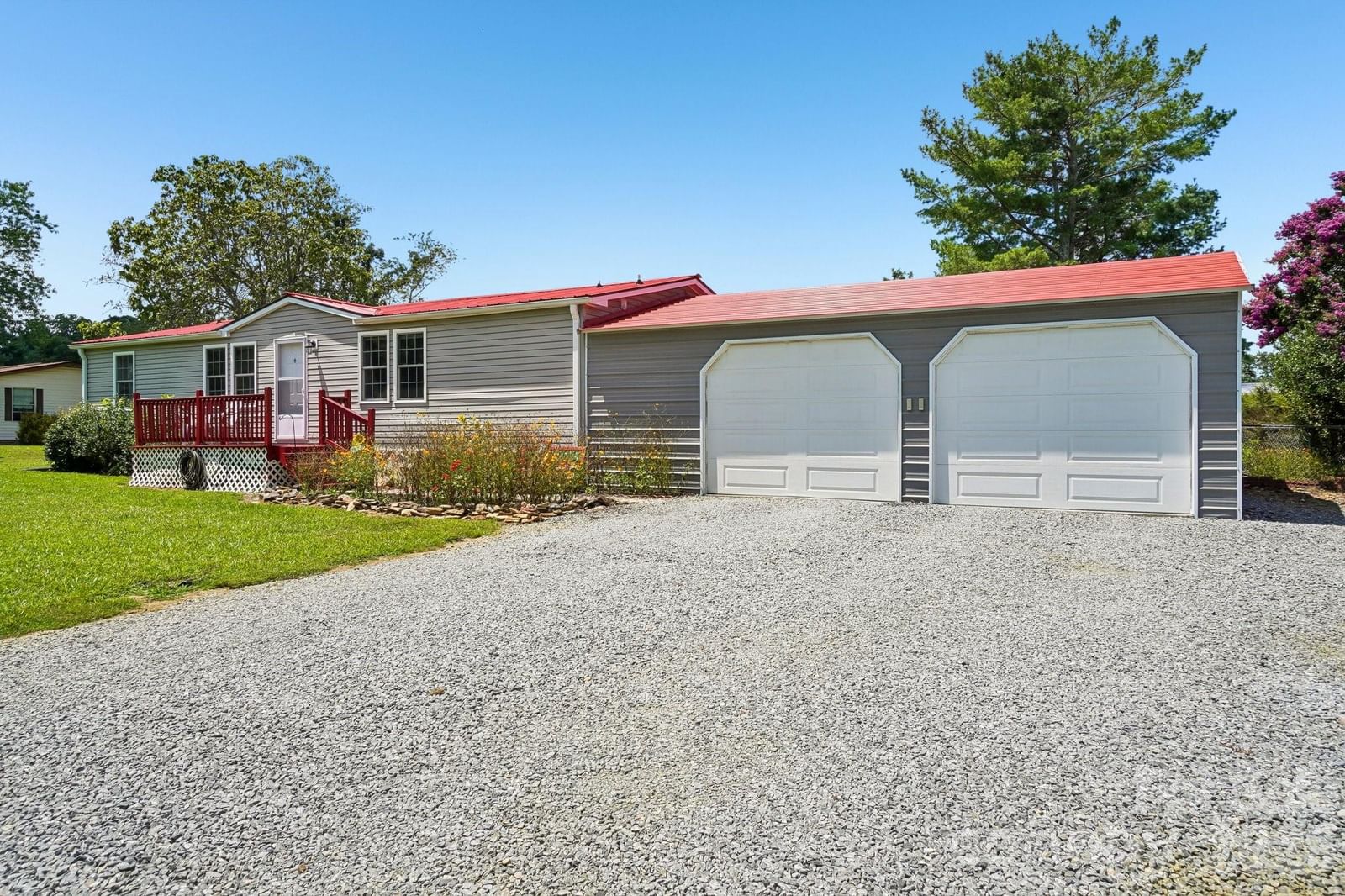 210 Leigh Anne Lane, Horse Shoe, NC 28742 - Photo 2